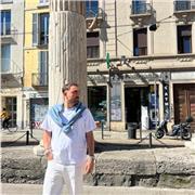 Insegnante di diritto, con 7 anni di esperienza, offre lezioni di diritto penale, civile, costituzionale, privato.